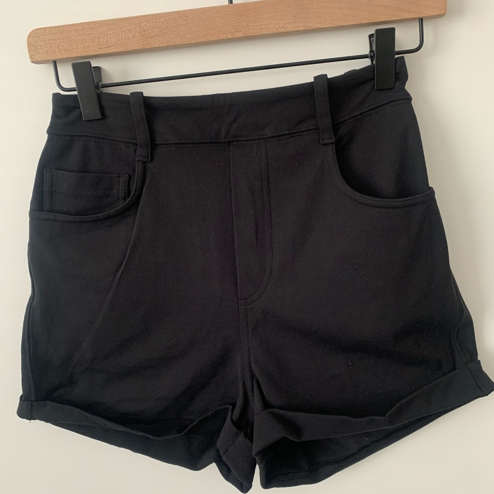 Lululemon High-waisted Shorts